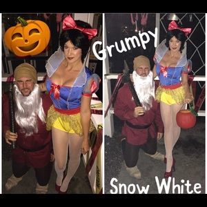 eg Avenue’s Sexy Miss Snow Halloween costume